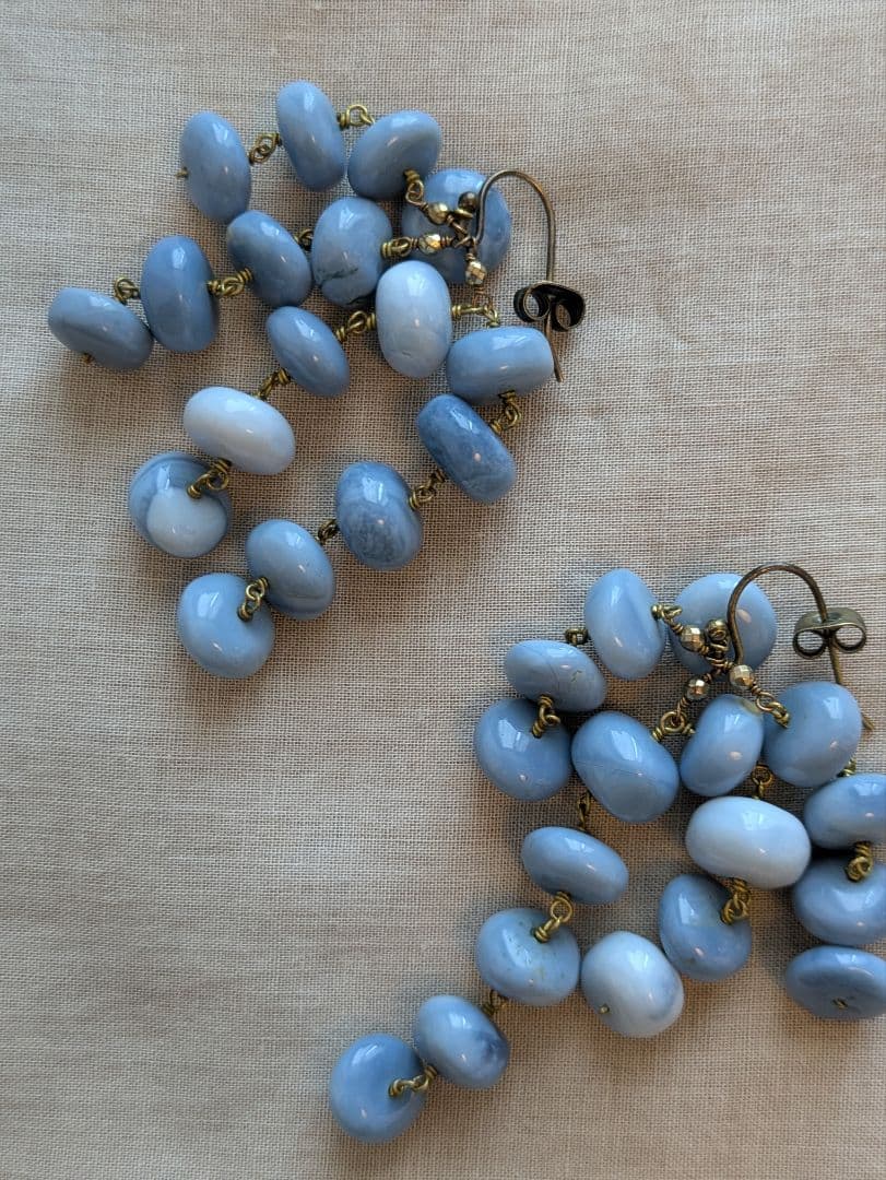 MURDER POLLEN　ブルーオパールピアス