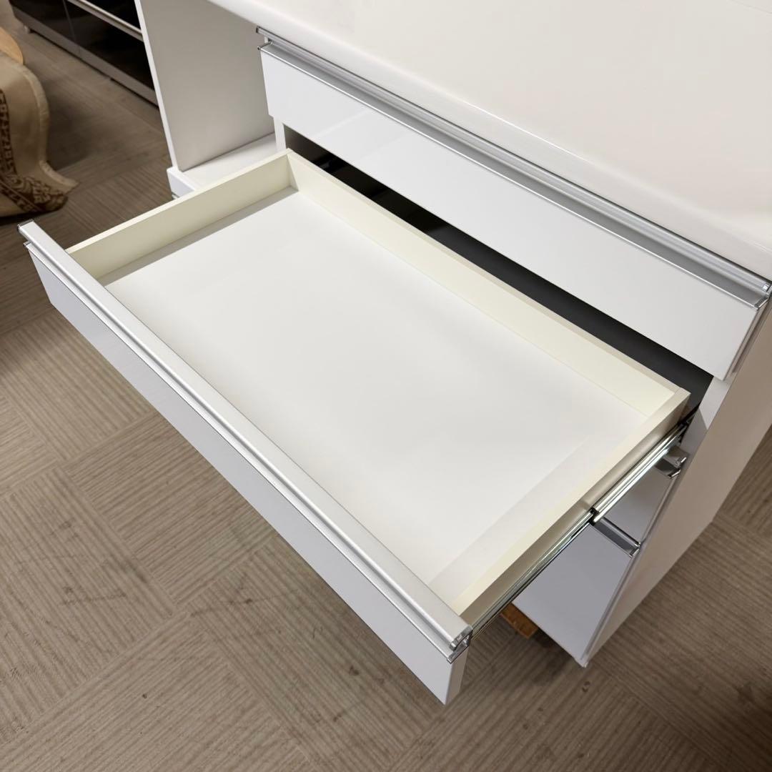 定価24万♪ 松田家具 117cm幅キッチンボード 食器棚 収納家具 鏡面仕上げ