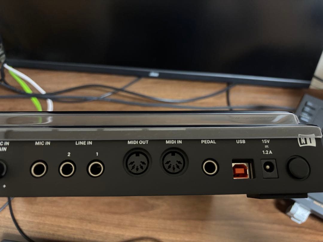 NativeInstruments MASCHINE MK3 デッキセーバー付き