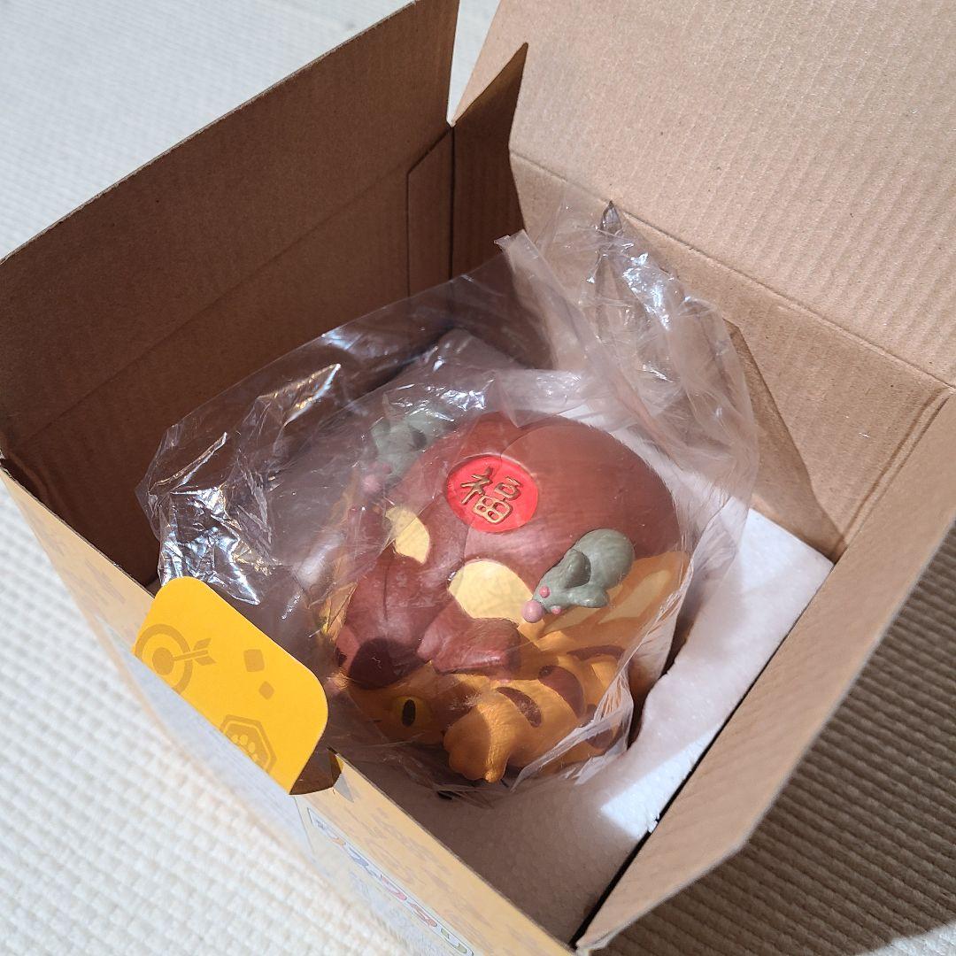 スタジオジブリ　となりのトトロ　めでたいお飾り　招きネコバス　正月