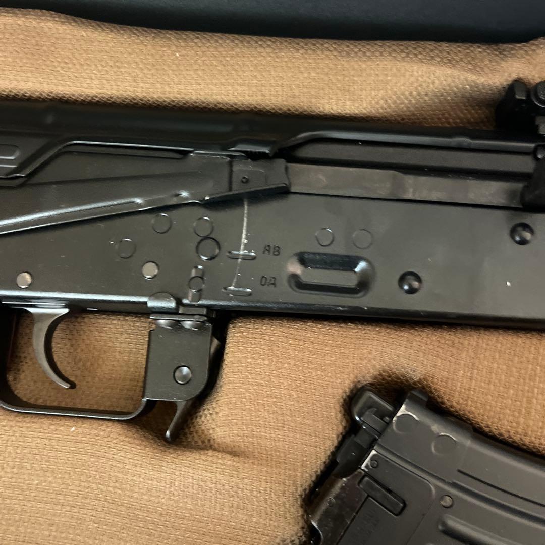 東京マルイ　ガスブローバック　AKM