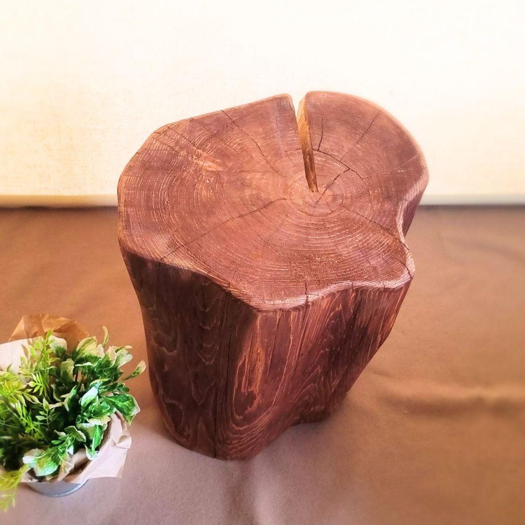 ナチュラルウッドのテーブル・スツール エイジング塗装