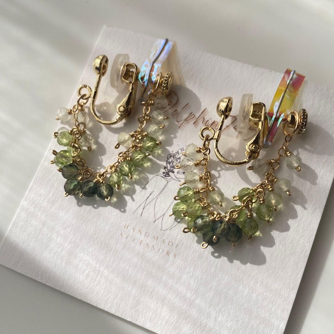 no.250＊14kgf グリーン系天然石　しゃらしゃらイヤリング