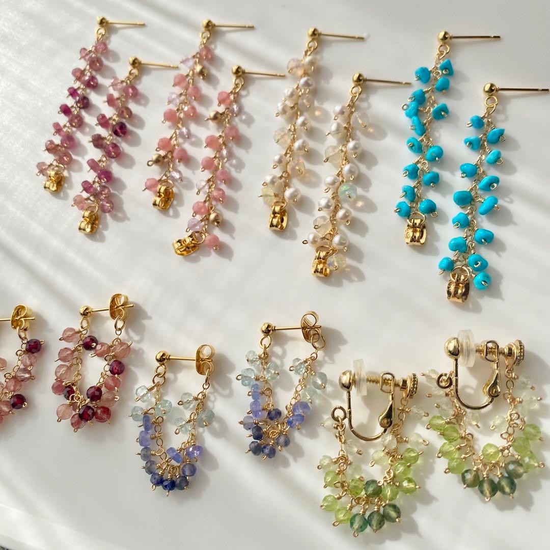 no.250＊14kgf グリーン系天然石　しゃらしゃらイヤリング