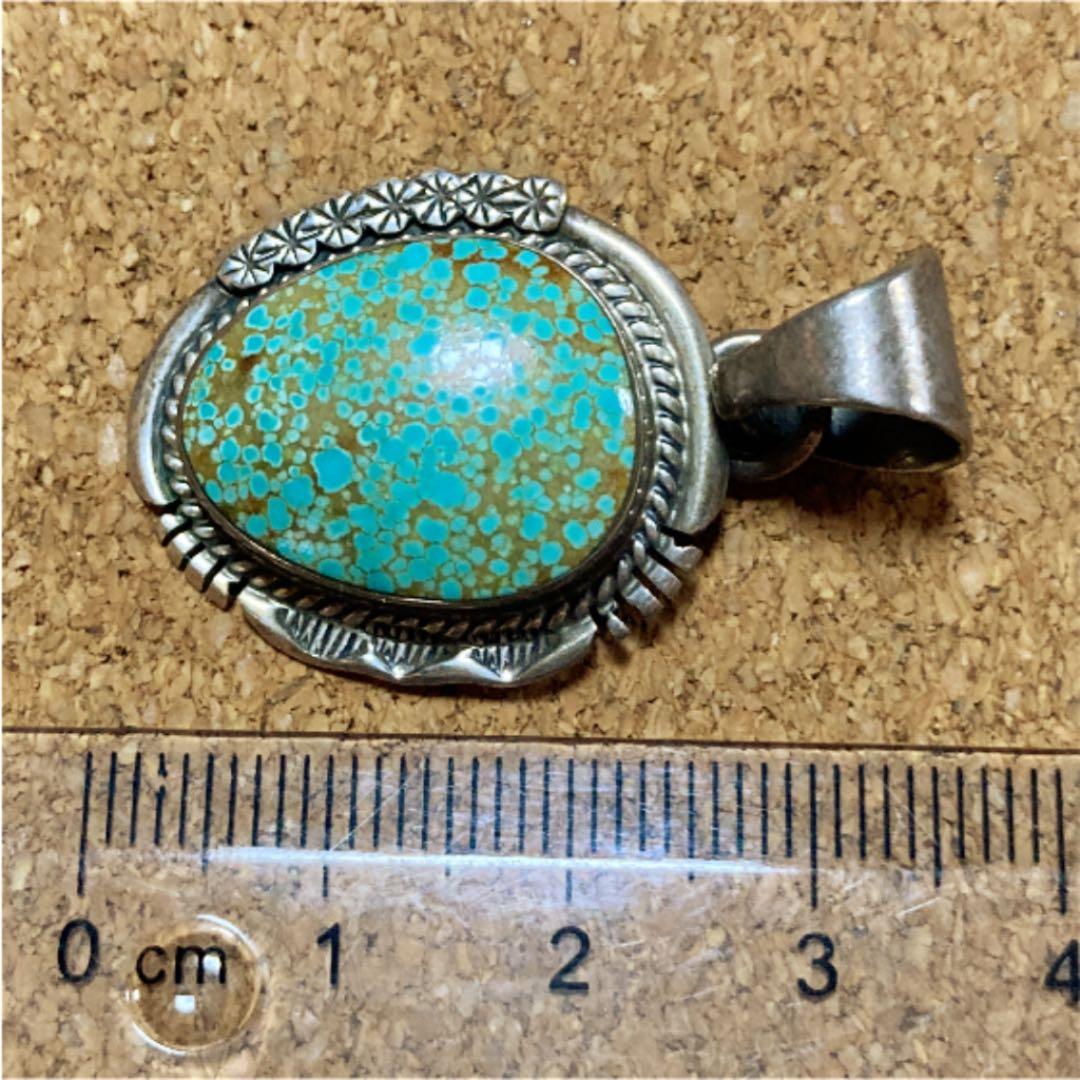 ナンバーエイト ターコイズ ペンダント インディアンジュエリー NAVAJO