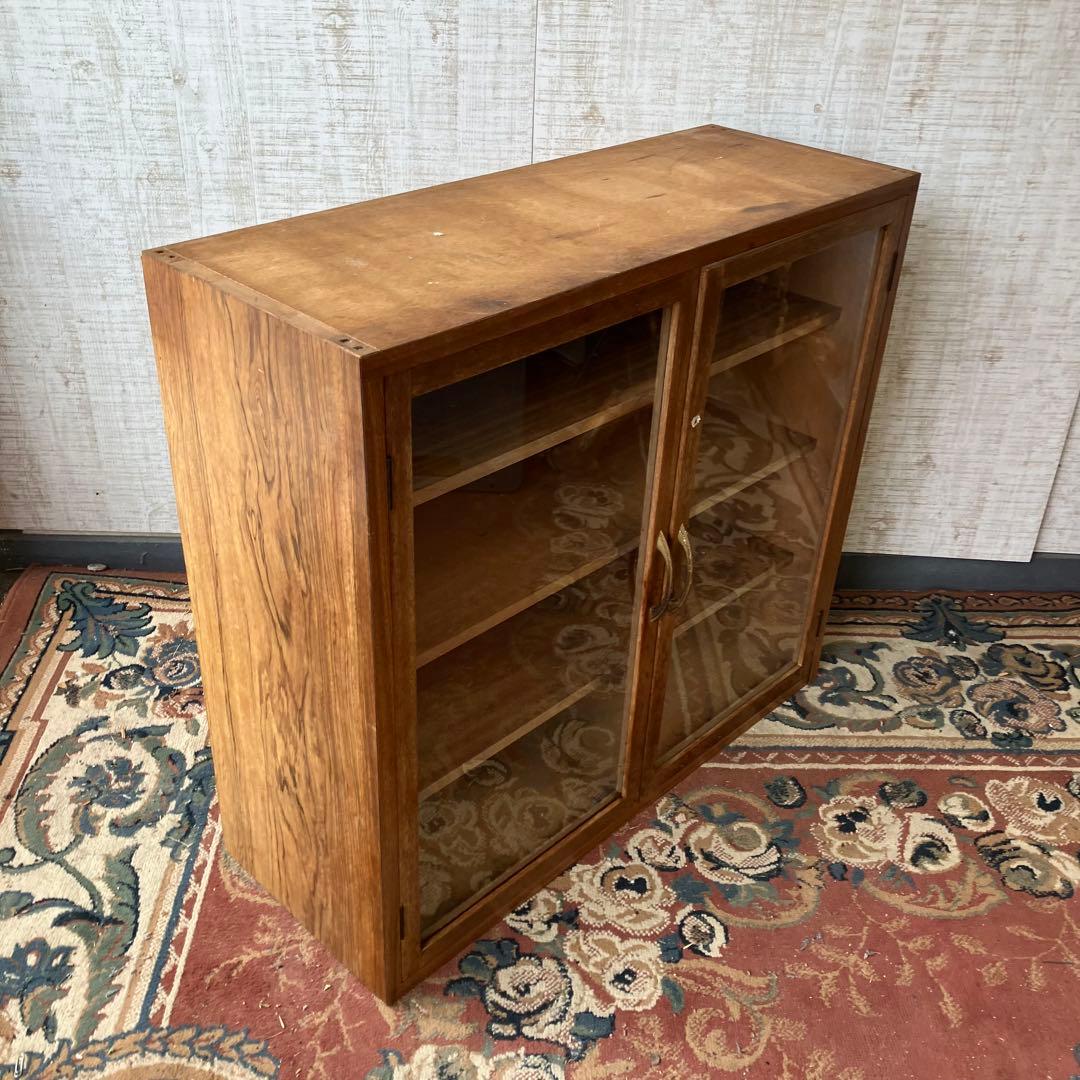 ② 昭和レトロ 古家具 ガラス戸 木製キャビネット 食器棚 飾り棚 サイドボード