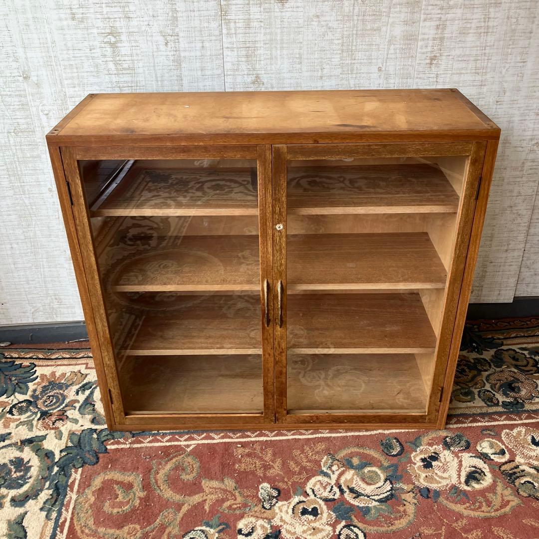 ② 昭和レトロ 古家具 ガラス戸 木製キャビネット 食器棚 飾り棚 サイドボード