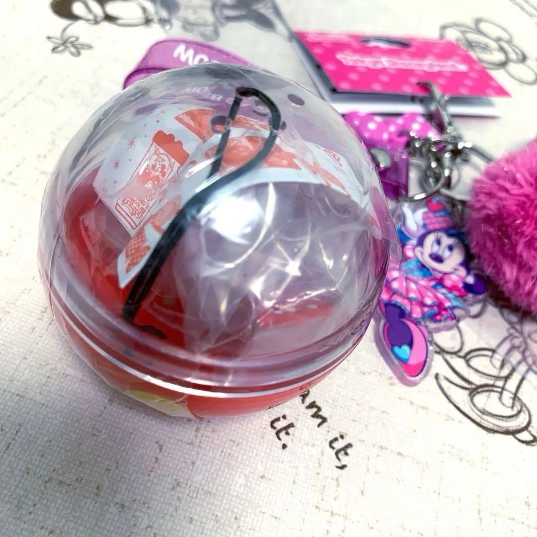 ミニーのファンダーランド◇ キーチェーン＆ぬいぐるみバッジスタンド