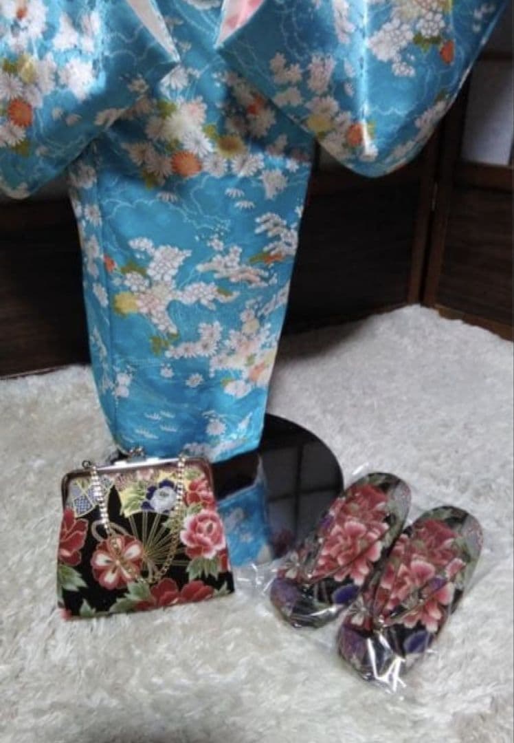 7歳から十三参り向け・レトロ着物のセット・裏地に薄い汚れあり