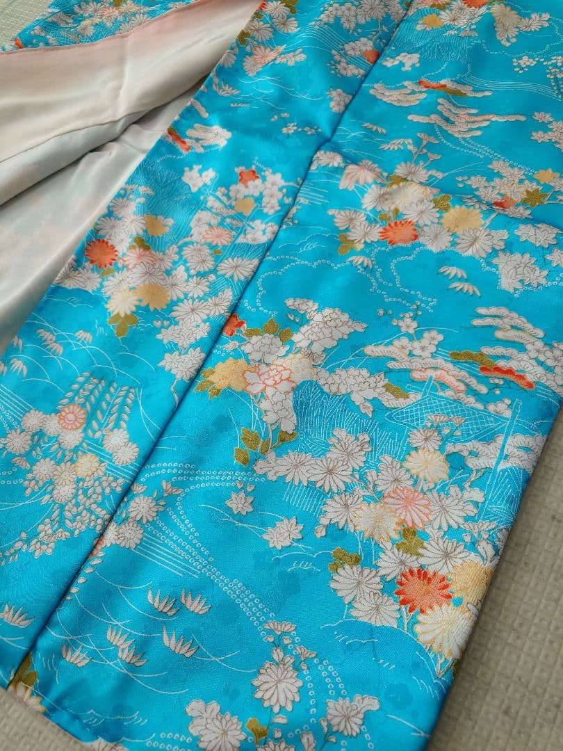 7歳から十三参り向け・レトロ着物のセット・裏地に薄い汚れあり