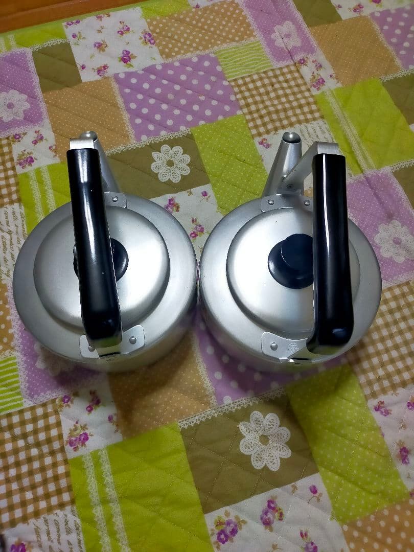 2つの金額です　アルミ　大型ケットル６Ｌ　やかん
