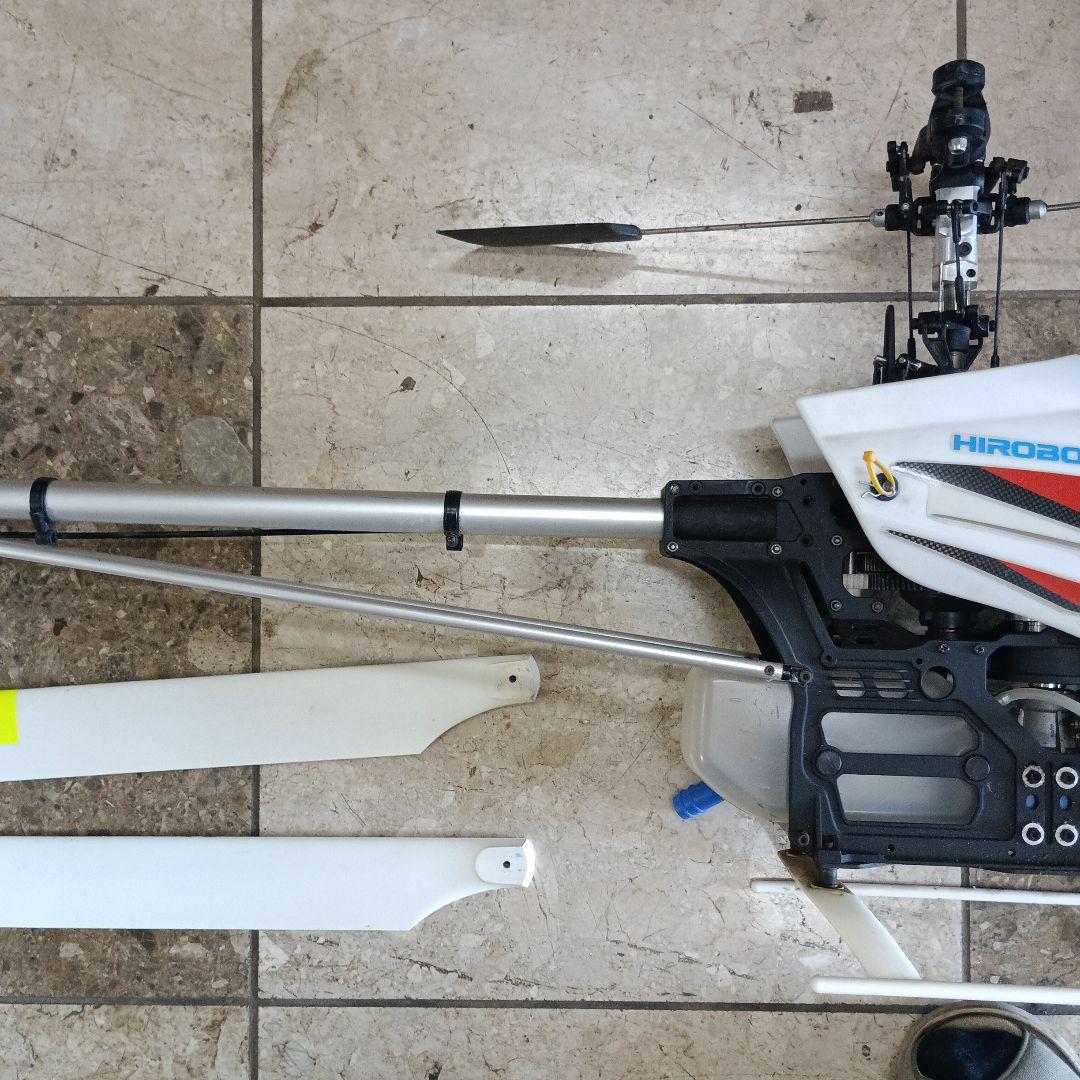 カ*ロ様 3507)HIROBO SDX ラジコンヘリコプター本体 型番不明