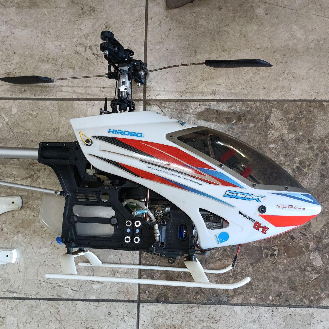 カ*ロ様 3507)HIROBO SDX ラジコンヘリコプター本体 型番不明