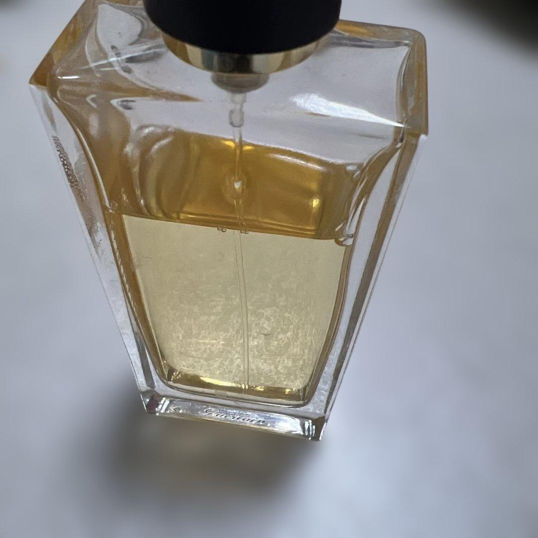 Guerlain Joyeuse Tubéreuse 香水