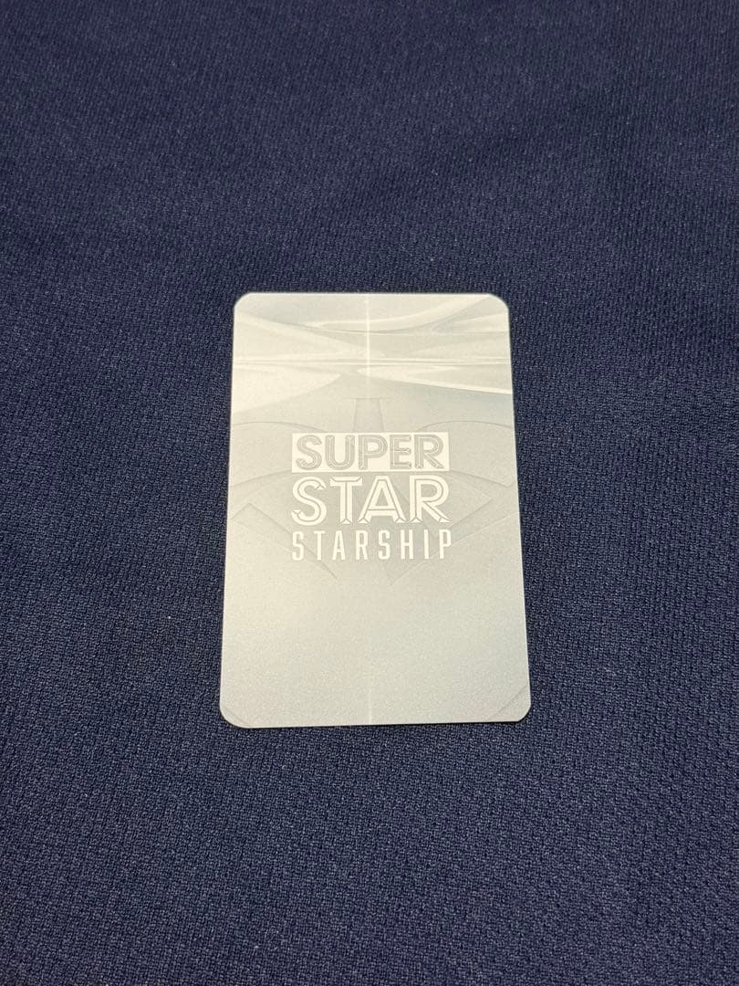 IVE ワルツ ソウルコン SSS 会場限定 トレカ レイ - メルカリ