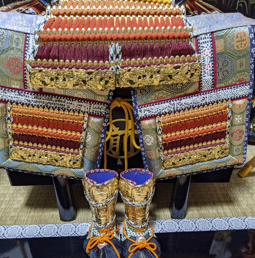 【五月人形 こどもの日】端午の節句 兜飾 【鎧師 忠保】