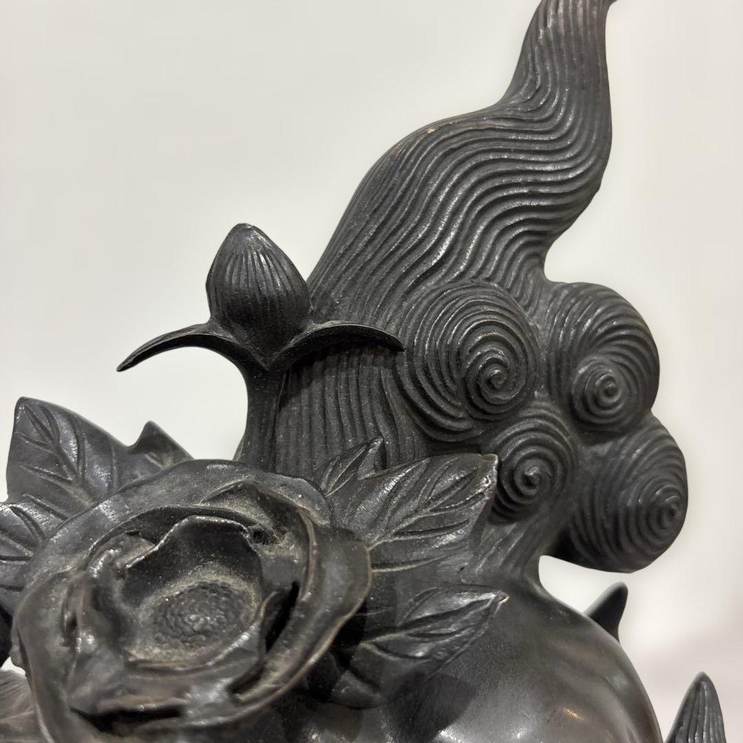 照雲作　「唐獅子牡丹」　（銅置物）