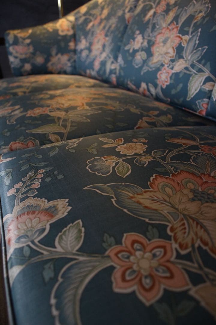 首都圏送無料〜ドマーニ WPQ6 55万〜 希少デザイン　クラシカルアームソファ