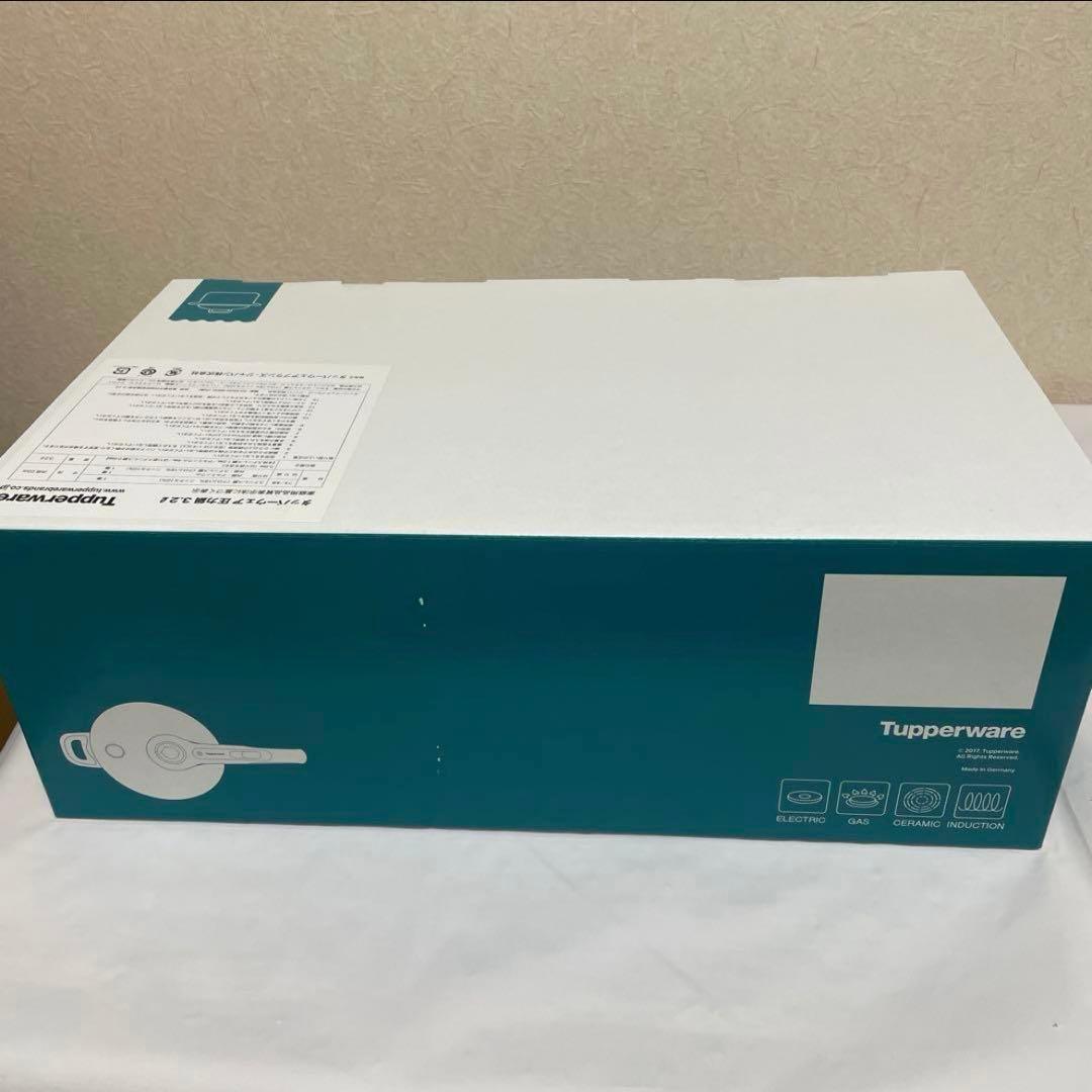 レア【新品】タッパーウェア　圧力鍋3.2ℓ