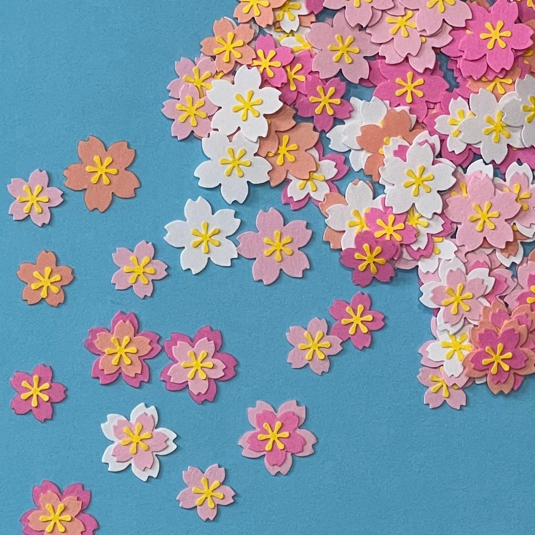 クラフトパンチ 桜の花120枚【アルバム素材、パーツ】 - メルカリ