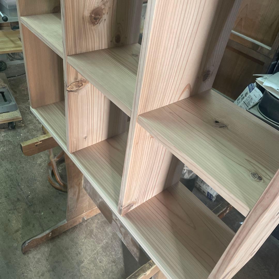 オープンシェルフ　3×2 杉材　無垢　一枚板　本棚　ハンドメイド