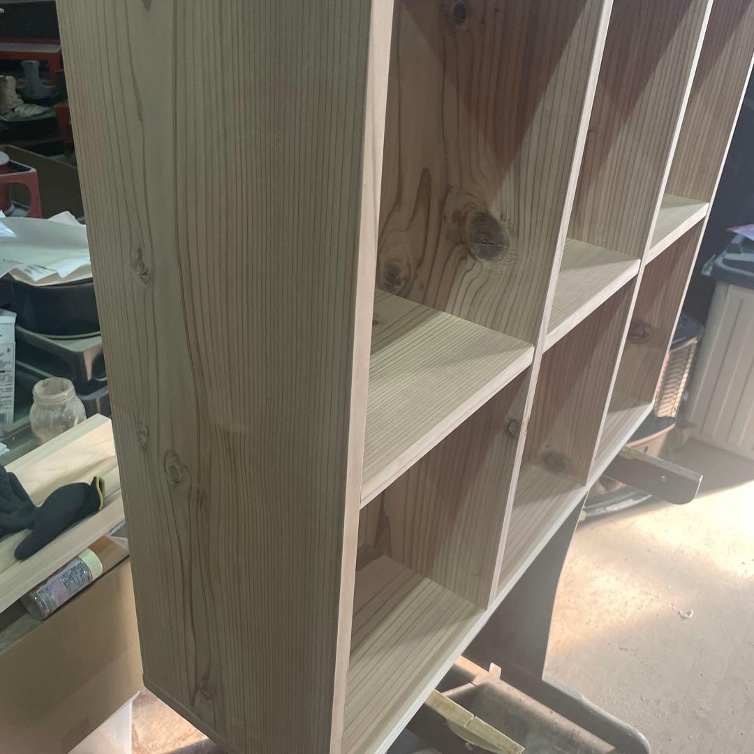 オープンシェルフ　3×2 杉材　無垢　一枚板　本棚　ハンドメイド