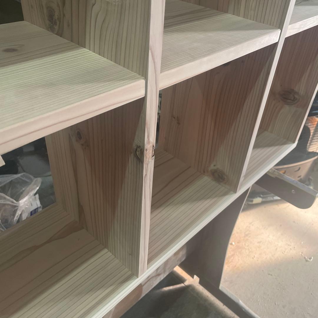 オープンシェルフ　3×2 杉材　無垢　一枚板　本棚　ハンドメイド
