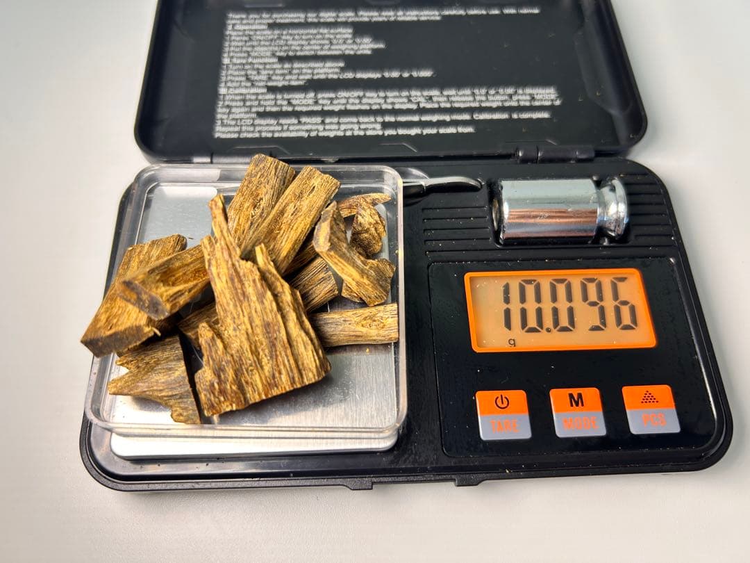 お香 天然沈香 六国五味聞香用 伽羅 香木 3-S-10.096