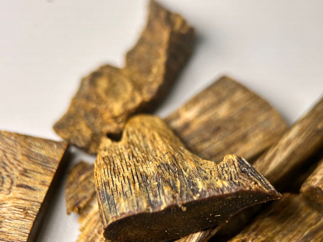 お香 天然沈香 六国五味聞香用 伽羅 香木 3-S-10.096