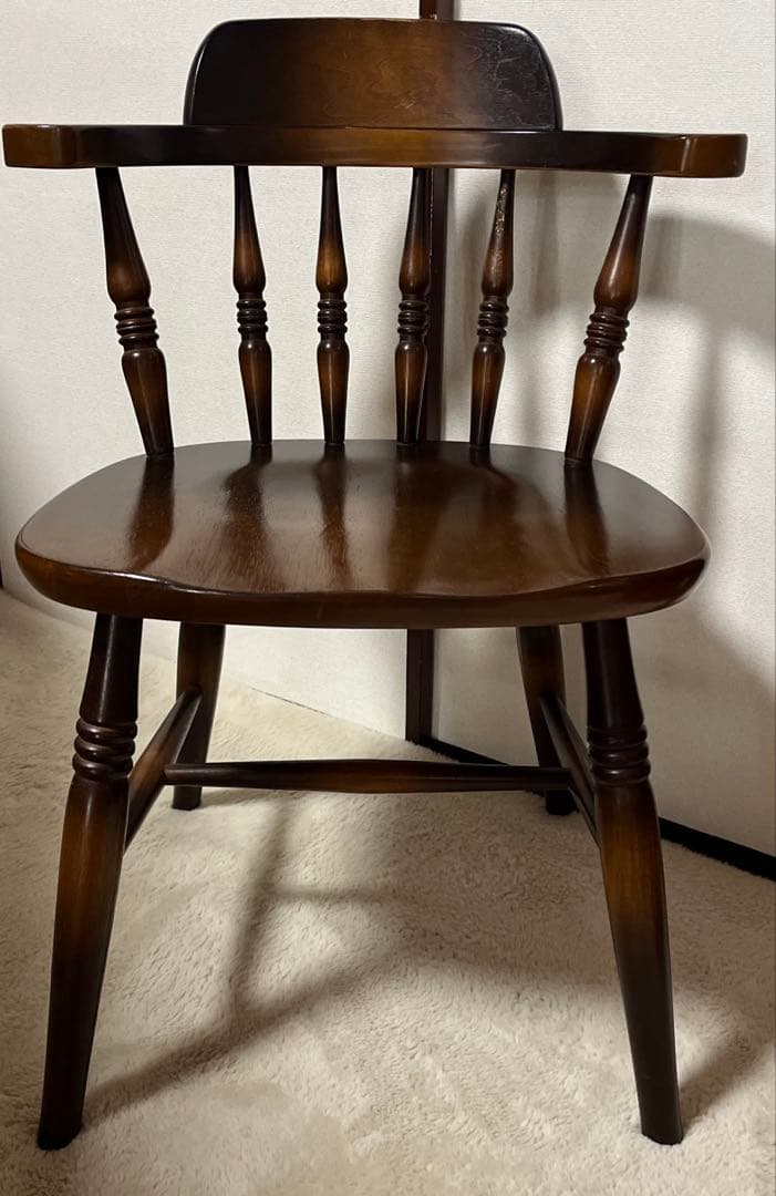 飛騨産業キツツキマーク ダイニングチェア② - メルカリ