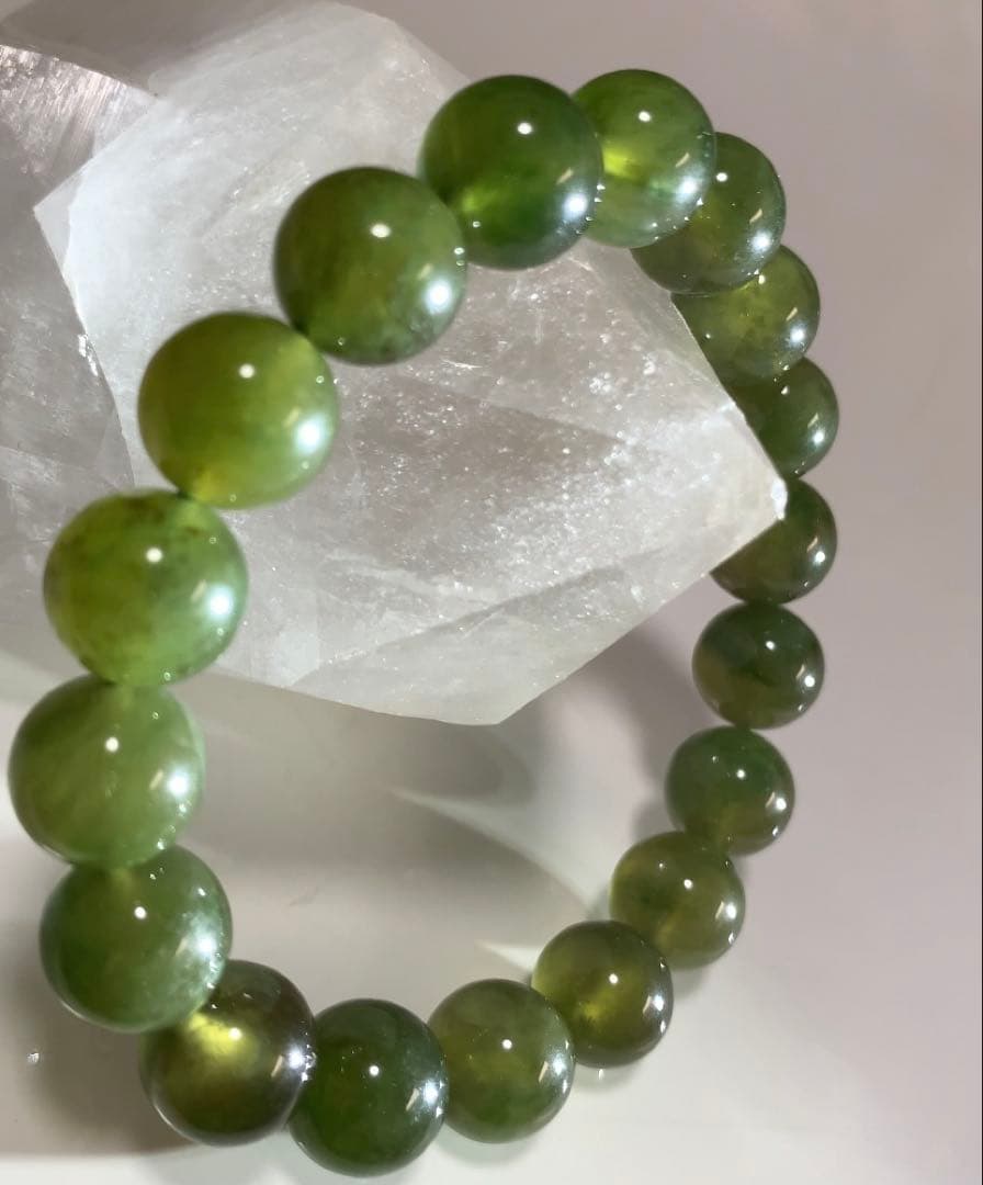 魔除けエネルギー❣️ アイドクレース　ベスビアナイト　ブレスレット