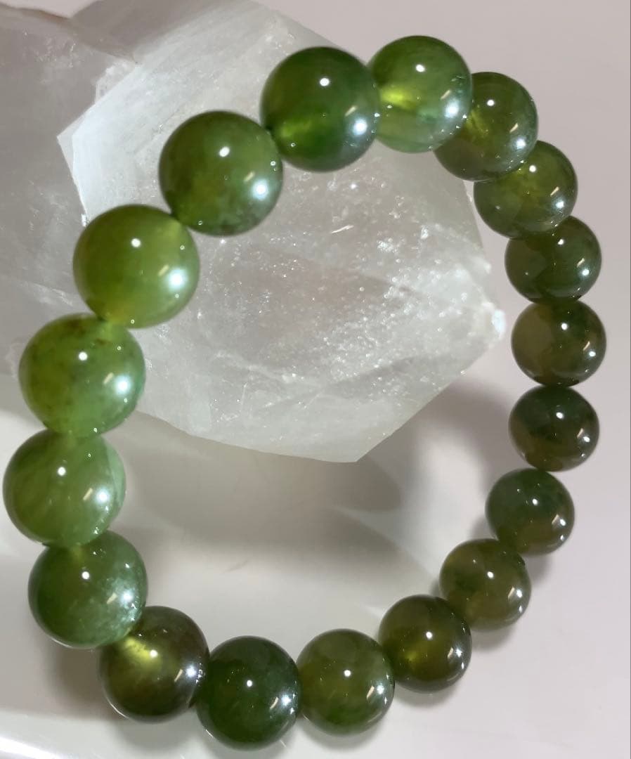 魔除けエネルギー❣️ アイドクレース　ベスビアナイト　ブレスレット