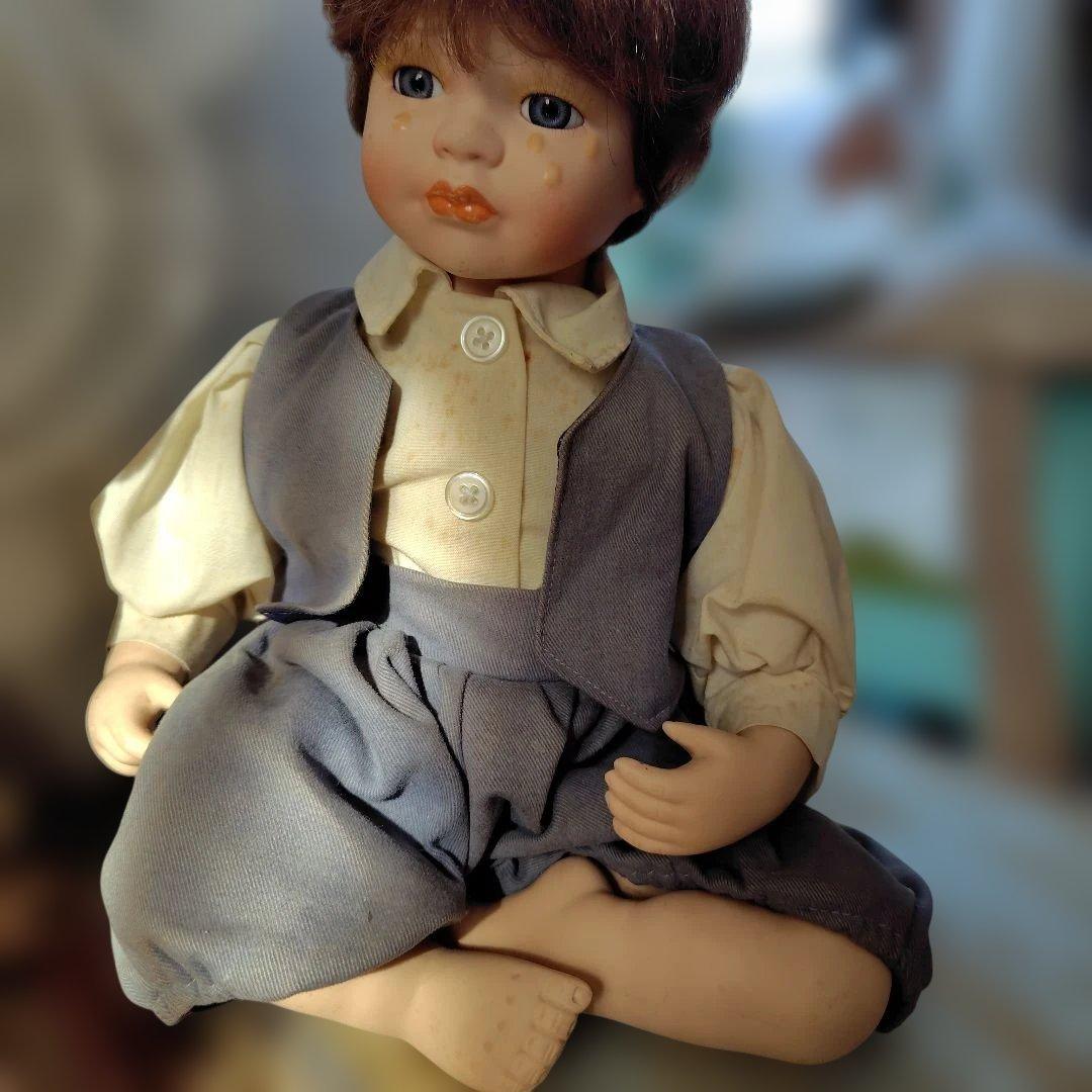 ビスクドール　怪我をした女の子　男の子　泣いている2人