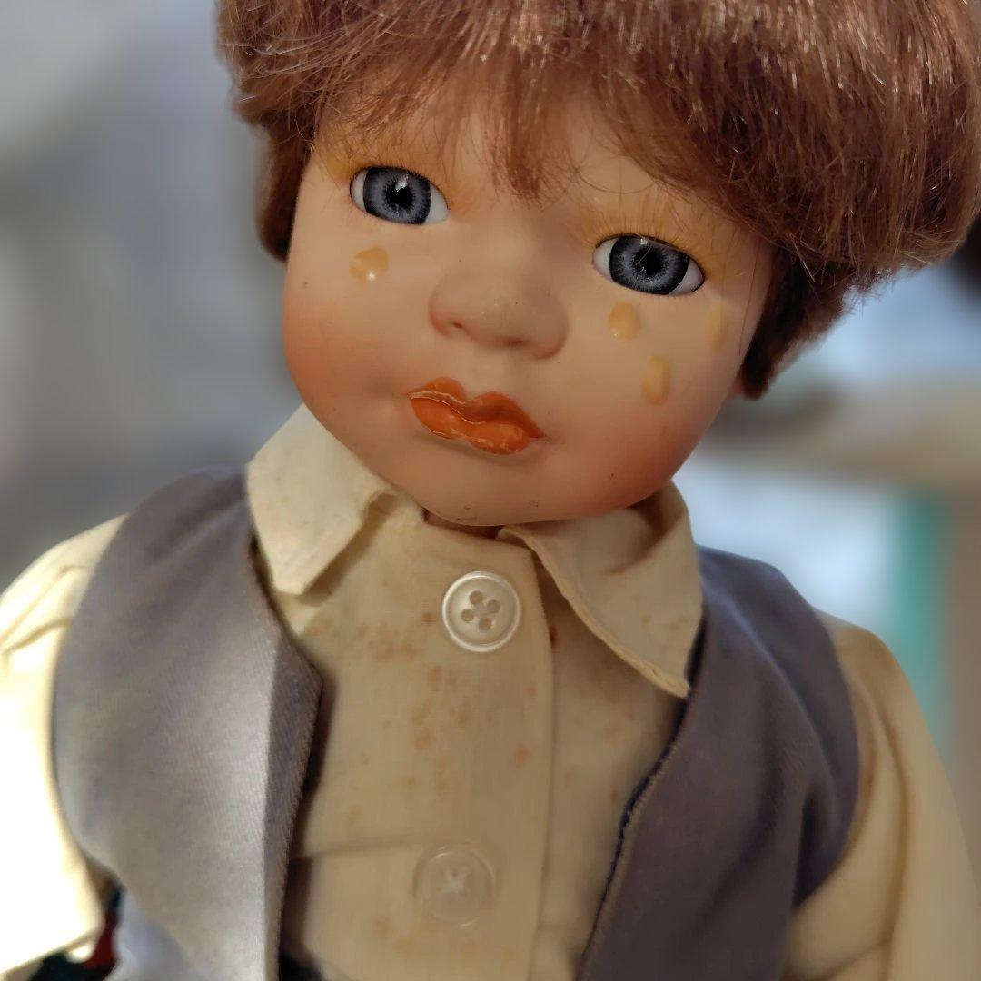 ビスクドール　怪我をした女の子　男の子　泣いている2人