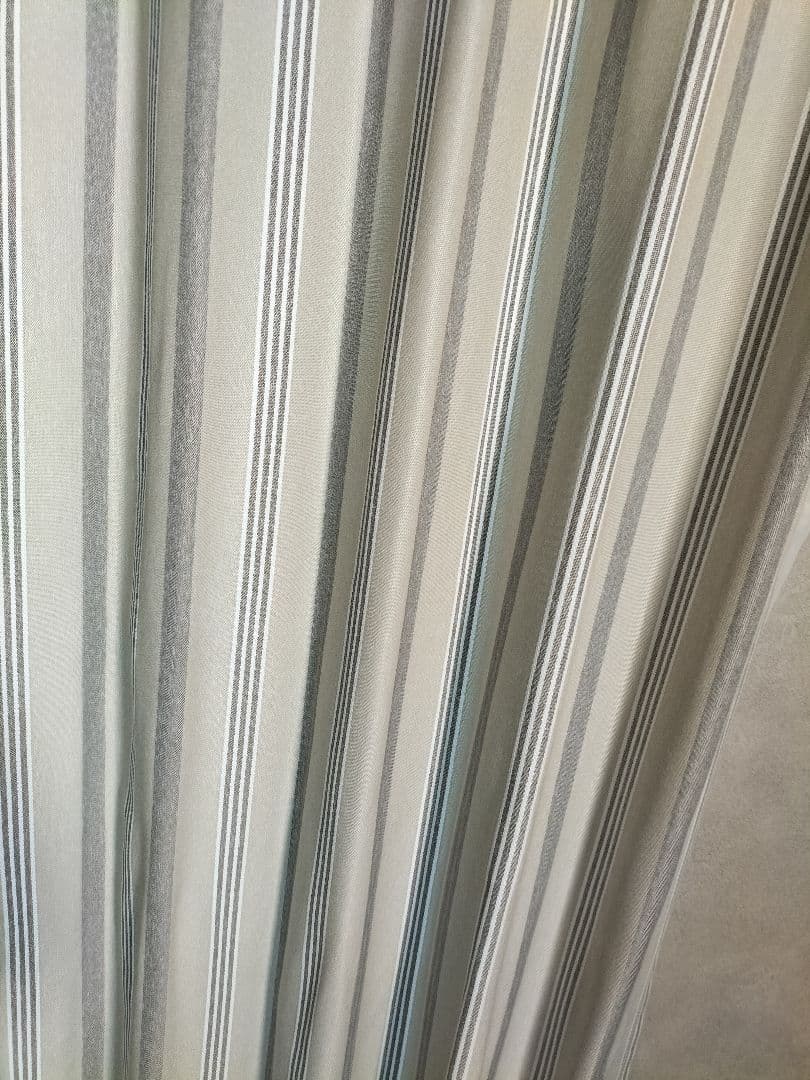 ◇サンゲツ&東リ◇レース&ドレープ◇W106×H207◇D-2510KA2◇ - メルカリ