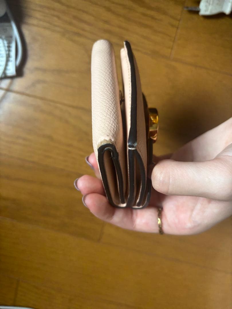 FENDI ピンクミニ財布