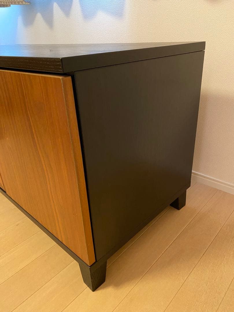 木製テレビ台 ガラス扉付き