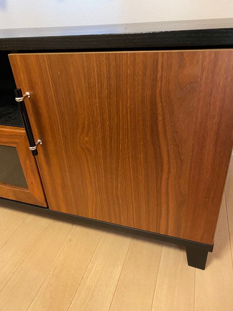 木製テレビ台 ガラス扉付き