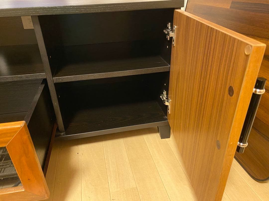 木製テレビ台 ガラス扉付き