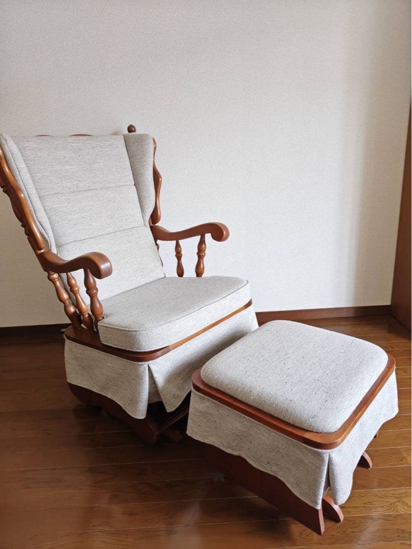【最終価格！美品】アンティークロッキングチェア＆オットマン　ファブリック張替済