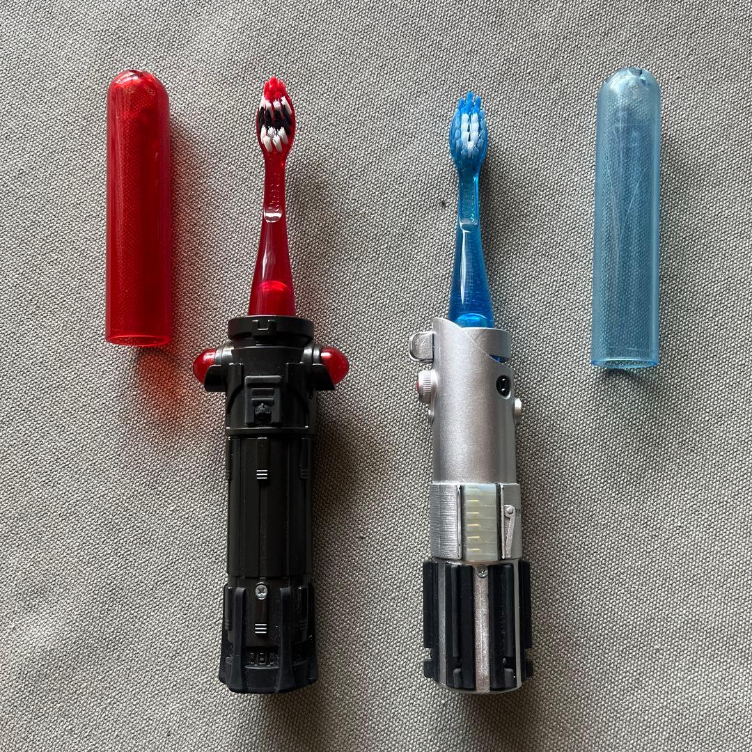 スターウォーズ ライトセーバー歯ブラシ - メルカリ