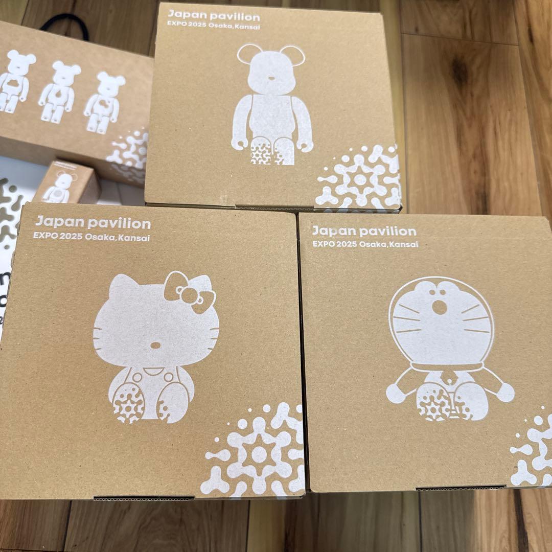 大阪万博 expo 2025 ドラえもん キティ日本館 ベアブリック コラボ