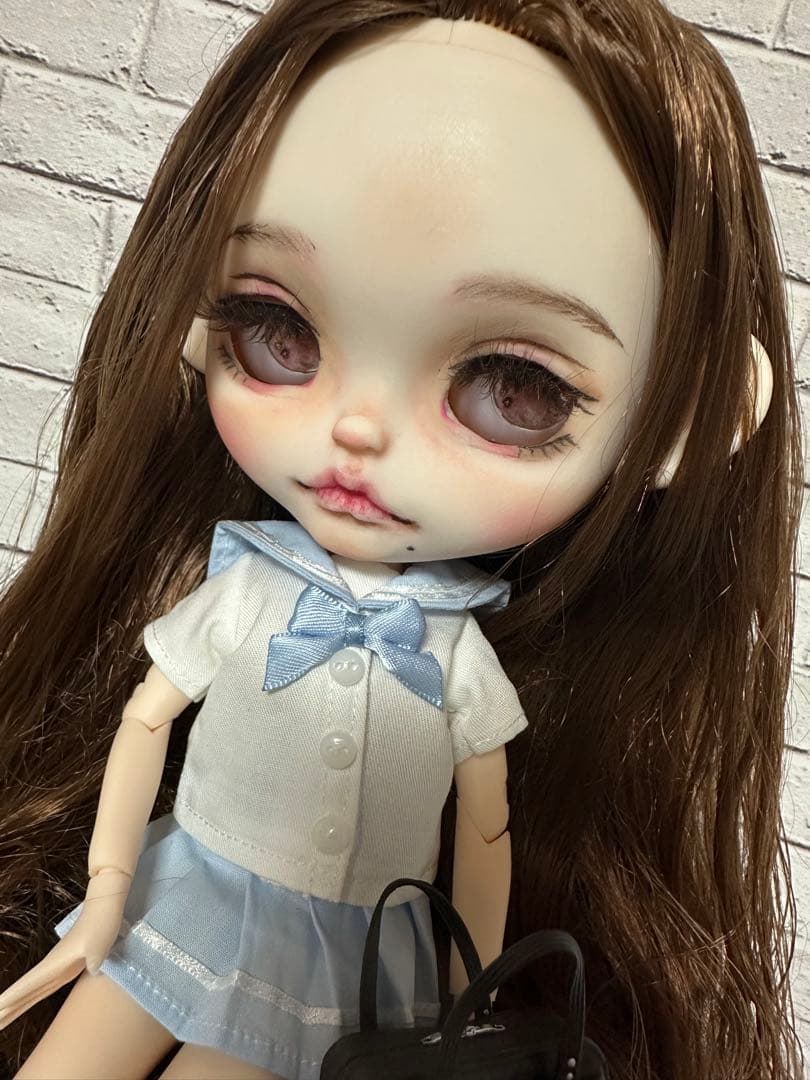 アイシードール本体　女の子　アウトフィット付き