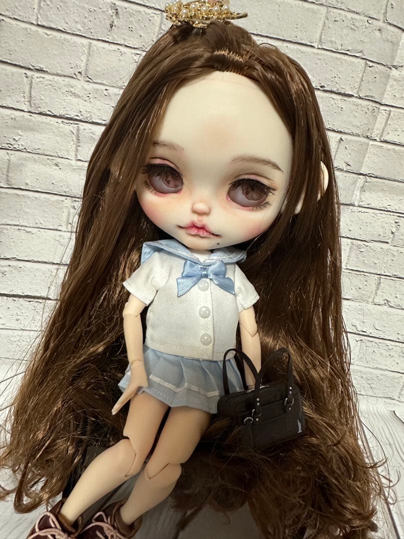 アイシードール本体　女の子　アウトフィット付き