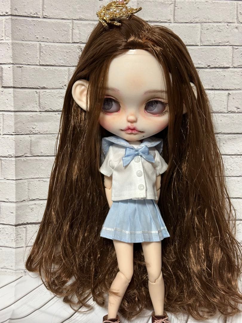 アイシードール本体　女の子　アウトフィット付き