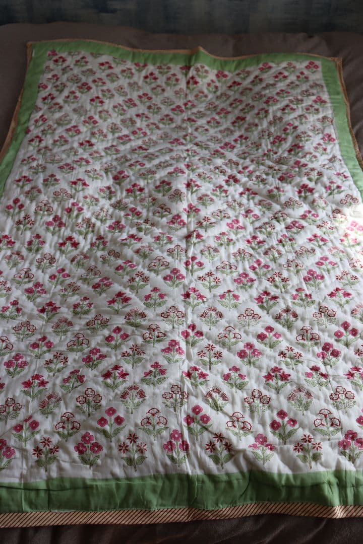 インドのキルト布団　ハンドブロックプリント