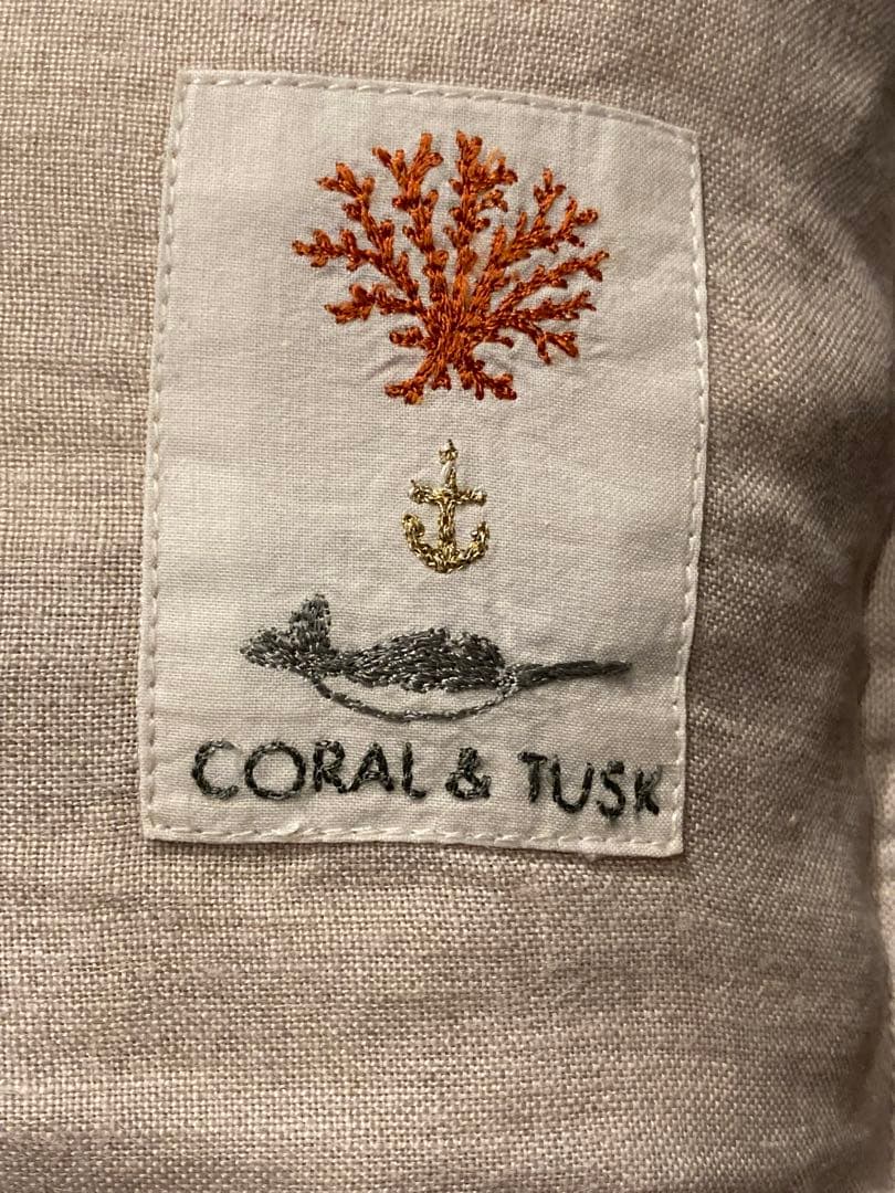 コーラルアンドタスク✴︎クッション　中材付き（羽毛）