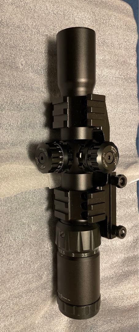 【値下げしました】1.5-4×30 スコープ