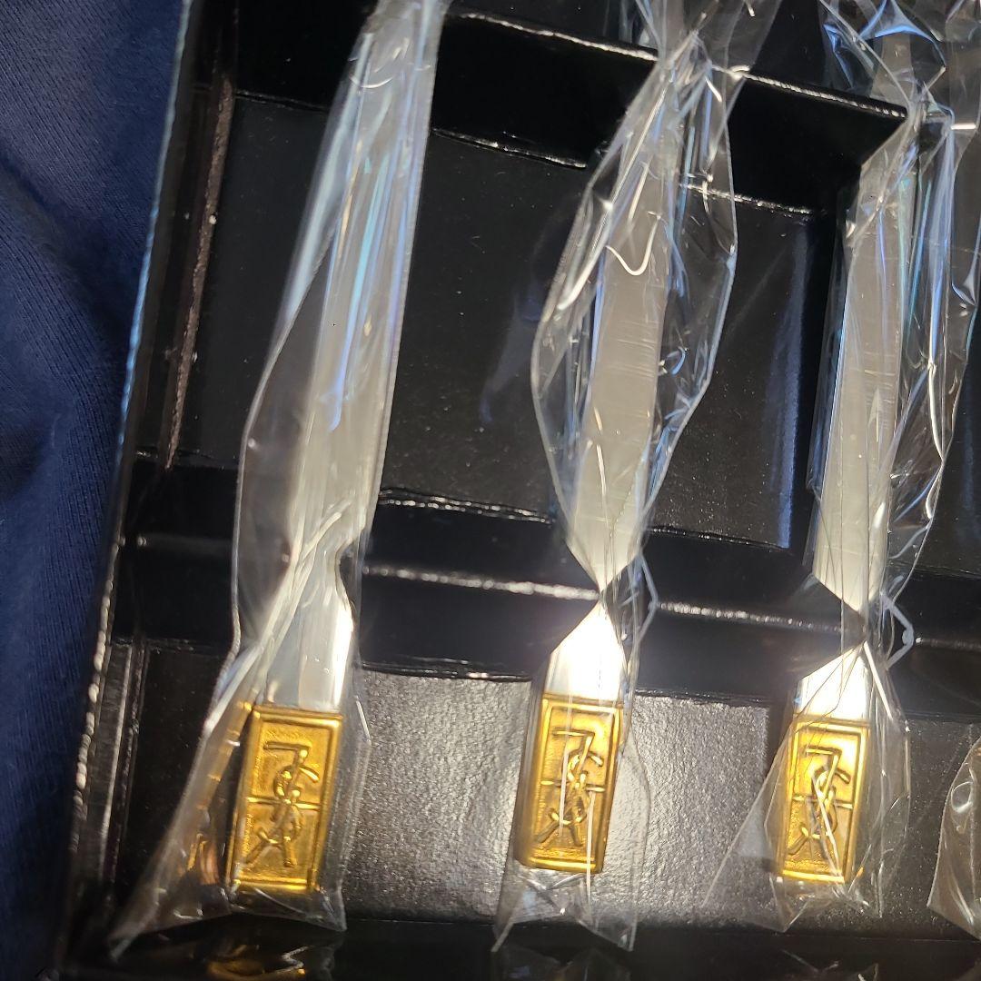 Yves Saint Laurent デザートピック　フォークセット 5本