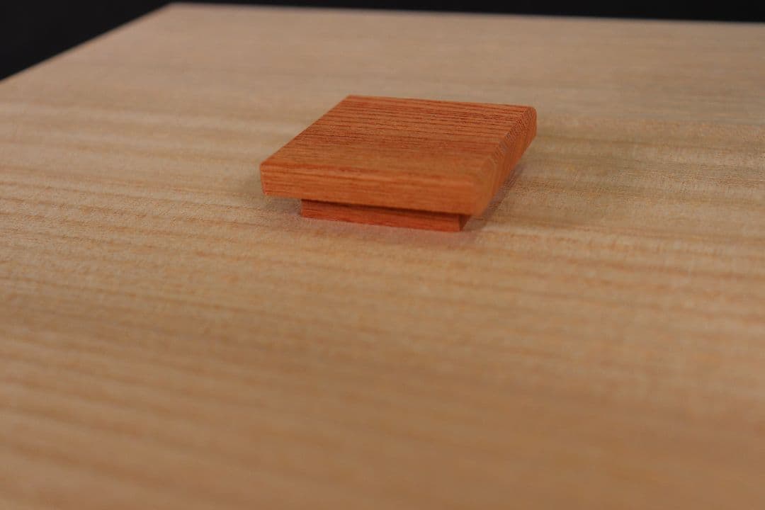 【新米の美味しさ長続き】【20キロ用】桐米びつ　欅材